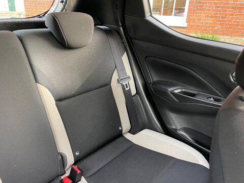 Nissan MICRA 1.0 IG-T Tekna Hatchback 5dr Petrol Manual Euro 6 (s/s) (100 ps) 24