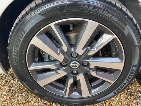 Nissan MICRA 1.0 IG-T Tekna Hatchback 5dr Petrol Manual Euro 6 (s/s) (100 ps) 44