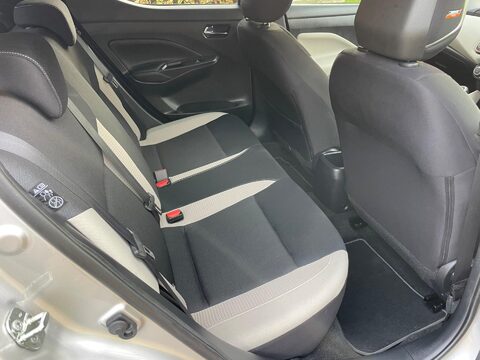 Nissan MICRA 1.0 IG-T Tekna Hatchback 5dr Petrol Manual Euro 6 (s/s) (100 ps) 28