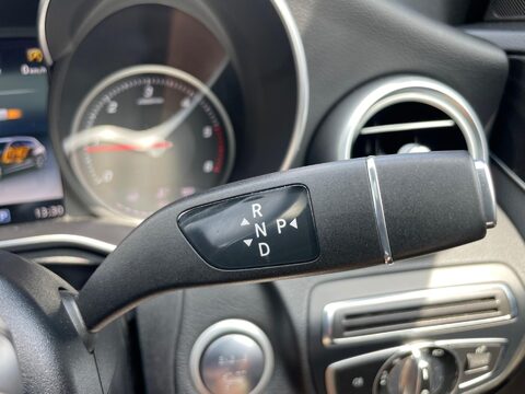 Mercedes-Benz C Class 2.1 C220d AMG Line (Premium) Estate 5dr Diesel G-Tronic+ Euro 6 (s/s) (170 41