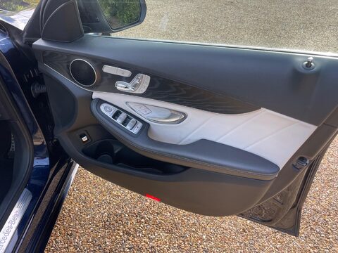 Mercedes-Benz C Class 2.1 C220d AMG Line (Premium) Estate 5dr Diesel G-Tronic+ Euro 6 (s/s) (170 49