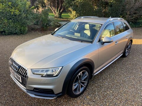 Audi A4 Allroad 3.0 TDI V6 Sport Estate 5dr Diesel S Tronic quattro Euro 6 (s/s) (218 ps) 8
