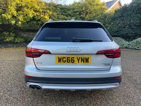 Audi A4 Allroad 3.0 TDI V6 Sport Estate 5dr Diesel S Tronic quattro Euro 6 (s/s) (218 ps) 12