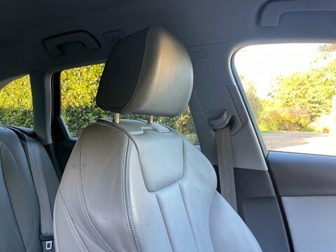 Audi A4 Allroad 3.0 TDI V6 Sport Estate 5dr Diesel S Tronic quattro Euro 6 (s/s) (218 ps) 29