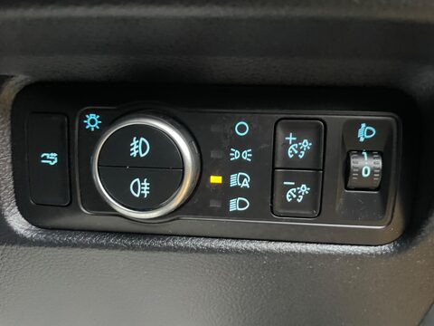 Ford Ranger 2.0 TD EcoBlue Wildtrak Pickup Double Cab 4dr Diesel Auto 4WD Euro 6 (s/s) 59