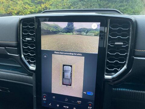 Ford Ranger 2.0 TD EcoBlue Wildtrak Pickup Double Cab 4dr Diesel Auto 4WD Euro 6 (s/s) 52