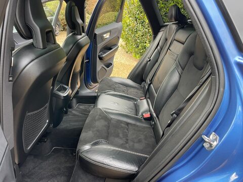 Volvo XC60 2.0 D4 R-Design SUV 5dr Diesel Auto AWD Euro 6 (s/s) (190 ps) 72