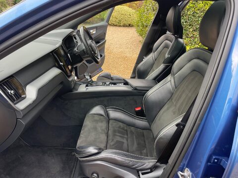 Volvo XC60 2.0 D4 R-Design SUV 5dr Diesel Auto AWD Euro 6 (s/s) (190 ps) 60