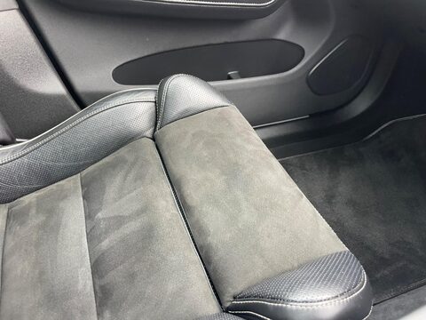 Volvo XC60 2.0 D4 R-Design SUV 5dr Diesel Auto AWD Euro 6 (s/s) (190 ps) 27