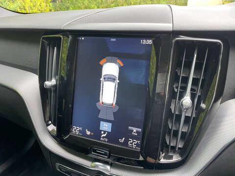 Volvo XC60 2.0 D4 R-Design SUV 5dr Diesel Auto AWD Euro 6 (s/s) (190 ps) 40