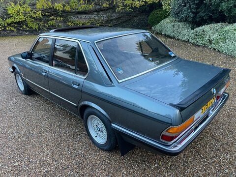 BMW 5 Series E28 518i Saloon 10