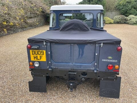 Land Rover Defender 2.4 TDCi Pickup 2dr Diesel Manual 4WD SWB Euro 4 (122 bhp) 21