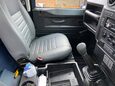 Land Rover Defender 2.4 TDCi Pickup 2dr Diesel Manual 4WD SWB Euro 4 (122 bhp) 38