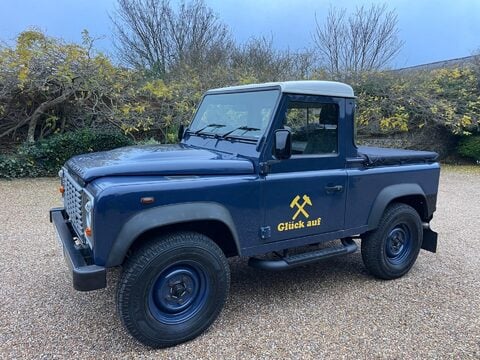 Land Rover Defender 2.4 TDCi Pickup 2dr Diesel Manual 4WD SWB Euro 4 (122 bhp) 15
