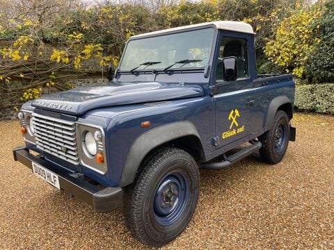 Land Rover Defender 2.4 TDCi Pickup 2dr Diesel Manual 4WD SWB Euro 4 (122 bhp) 8