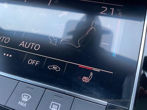 Audi Q7 3.0 TFSIe V6 55 S line SUV 5dr Petrol Plug-in Hybrid Tiptronic quattro Euro 27