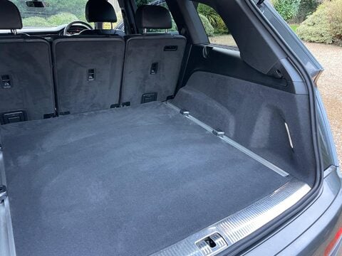 Audi Q7 3.0 TFSIe V6 55 S line SUV 5dr Petrol Plug-in Hybrid Tiptronic quattro Euro 64