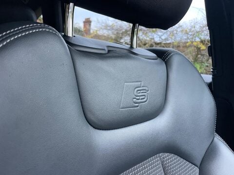 Audi Q7 3.0 TFSIe V6 55 S line SUV 5dr Petrol Plug-in Hybrid Tiptronic quattro Euro 17