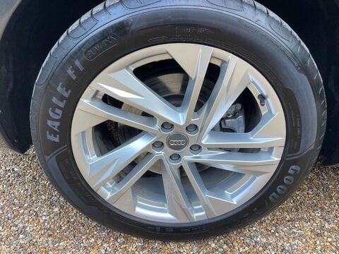 Audi Q7 3.0 TFSIe V6 55 S line SUV 5dr Petrol Plug-in Hybrid Tiptronic quattro Euro 49