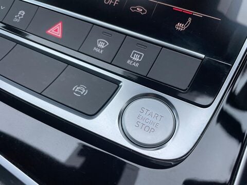Audi Q7 3.0 TFSIe V6 55 S line SUV 5dr Petrol Plug-in Hybrid Tiptronic quattro Euro 24