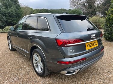 Audi Q7 3.0 TFSIe V6 55 S line SUV 5dr Petrol Plug-in Hybrid Tiptronic quattro Euro 4
