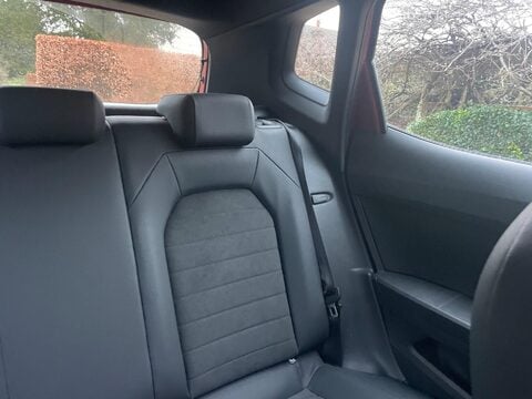 SEAT Arona 1.0 TSI GPF XCELLENCE Lux SUV 5dr Petrol Manual Euro 6 (s/s) (115 ps) 37