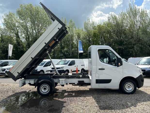 Nissan NV400 Tipper MWB [SOLD SM] L2 Dci Acenta Eco 135 ps FWD Cruise Control EURO 6 5