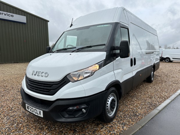 Iveco Daily XLWB L4H3 Extra-High Roof AIR CON + CRUISE 136ps EURO 6 [XLWB] NO VAT 2