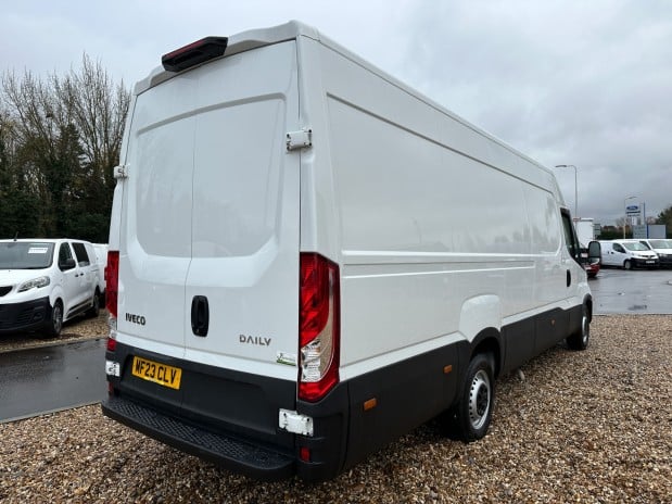 Iveco Daily XLWB L4H3 Extra-High Roof AIR CON + CRUISE 136ps EURO 6 [XLWB] NO VAT 6