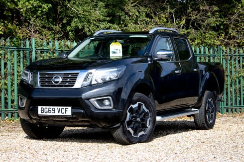 Nissan Navara Crew Cab [SOLD SP] 4x4 Dci Tekna Leather Heated Seats Alloys Air Con Revers