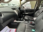 Nissan Navara Crew Cab [SOLD SP] 4x4 Dci Tekna Leather Heated Se 7