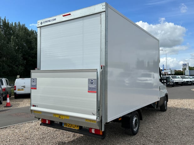Iveco Daily Luton 35S14 Tail Lift 350 140ps Air Cruise Brand New Delivery Miles EURO 6 6