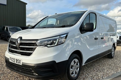 Renault Trafic LWB L2H1 Low Roof Ll30 Business Plus Air Con Side Door Sensors Cruise S/S A