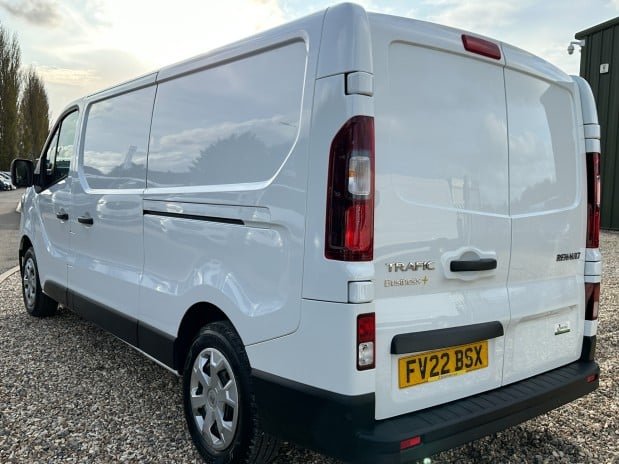 Renault Trafic LWB L2H1 Low Roof Ll30 Business Plus Air Con Cruise Alloys EURO 6 8