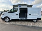 Renault Trafic LWB L2H1 Low Roof Ll30 Business Plus Air Con Cruise Alloys EURO 6 13