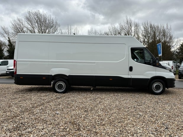 Iveco Daily XLWB L4H3 High Roof JUMBO Massive 4.7m Load Air Alloys Cruise EURO 6 5