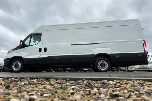 Iveco Daily XLWB L4H3 High Roof JUMBO Massive 4.7m Load Air Alloys Cruise EURO 6