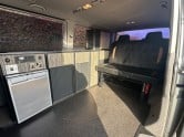 Volkswagen Transporter Camper SE Kitchen TV Cooker Sink Cupboards Bed (140 Bhp) A/C Sensors Alloys 11