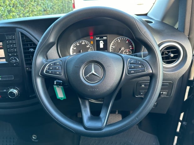 Mercedes-Benz Vito Select Tourer 119 XLWB Auto Extra Long Rev Cam Sensors EURO 6 NO VAT 15