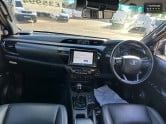 Toyota Hilux AUTOMATIC (SOLD SP) Crew Cab 4x4 Invincible X 204hp 4WD Sensors Alloys Adap 14