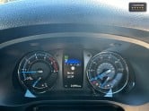 Toyota Hilux AUTOMATIC Crew Cab 4x4 Invincible X 204hp 4WD Sensors Alloys Adapt' Cruise 34