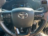 Toyota Hilux AUTOMATIC Crew Cab 4x4 Invincible X 204hp 4WD Sensors Alloys Adapt' Cruise 36