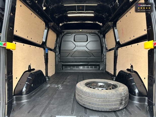 Ford Transit Custom AUTOMATIC LWB L2H2 High Roof 170hp 340 Limited Alloys Air Con Sensors Cruis 14