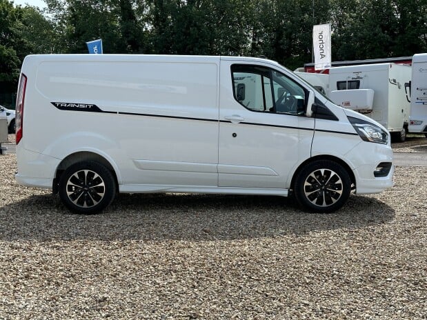 Ford Transit Custom SWB L1H1 310 Sport Ecoblue Alloys Air Con Sensors Cruise EURO 6 NO VAT 5