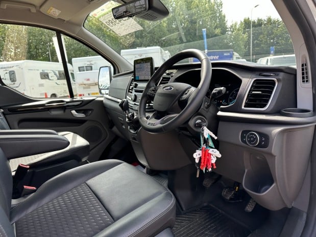 Ford Transit Custom SWB L1H1 310 Sport Ecoblue Alloys Air Con Sensors Cruise EURO 6 NO VAT 19