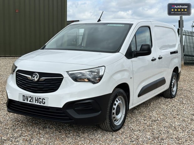 Vauxhall Combo LWB L2H1 [SOLD IS] 2300 Dynamic Side Door EURO 6 2