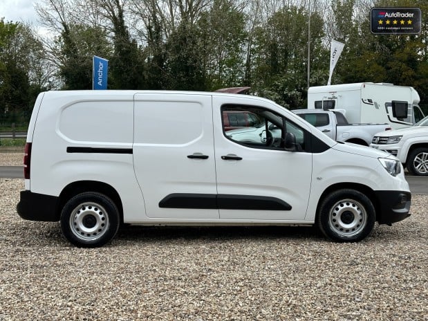 Vauxhall Combo LWB L2H1 [SOLD IS] 2300 Dynamic Side Door EURO 6 5