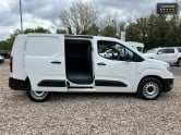 Vauxhall Combo LWB L2H1 [SOLD IS] 2300 Dynamic Side Door EURO 6 17