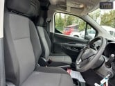 Vauxhall Combo LWB L2H1 [SOLD IS] 2300 Dynamic Side Door EURO 6 21