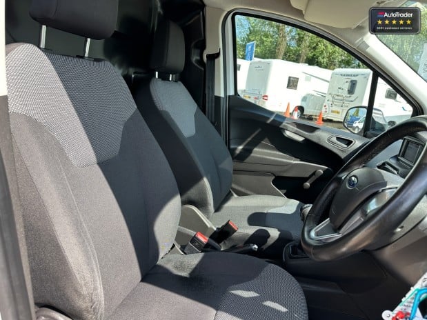 Ford Transit Courier SWB L1H1 Base EcoBoost Air Con Side Door EURO 6 17